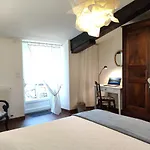 Vakantiehuis Chateau Ysard *