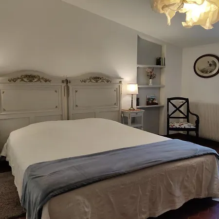 Chateau Ysard בית נופש