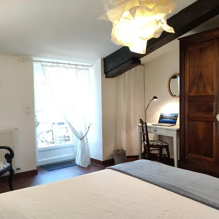 בית נופש Chateau Ysard *