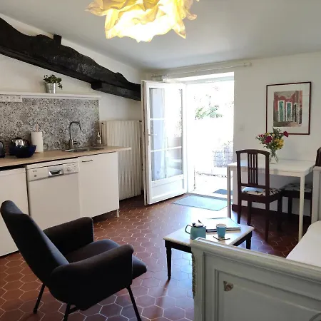 Chateau Ysard בית נופש *