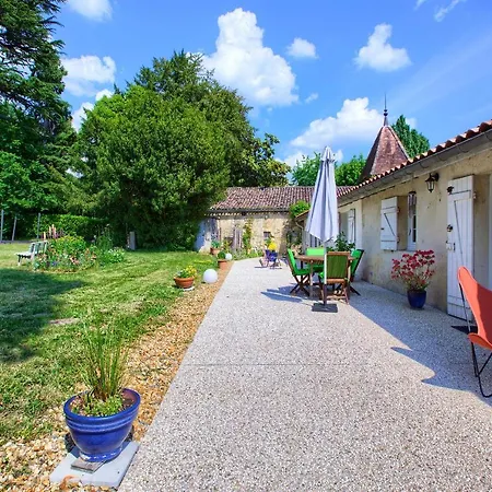 Chateau Ysard בית נופש